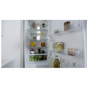Холодильник Ariston HFP 6200 X